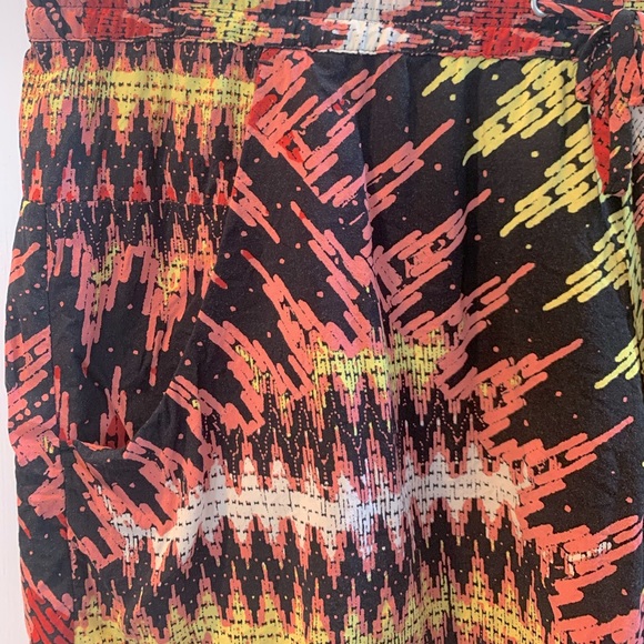 French Connection Boho Shorts Size 8 Medium - Picture 3 of 12